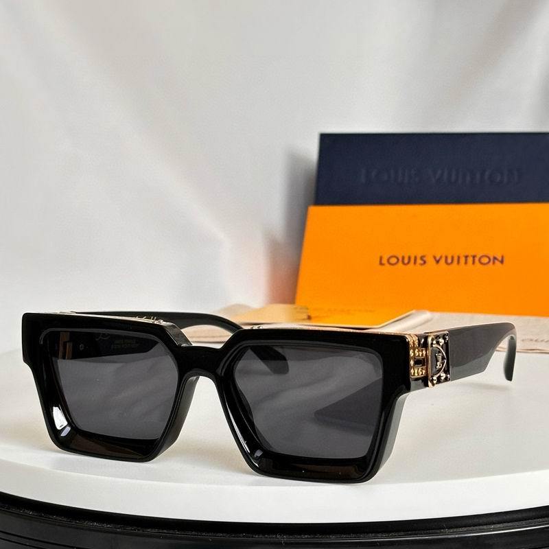 LV Sunglasses 258